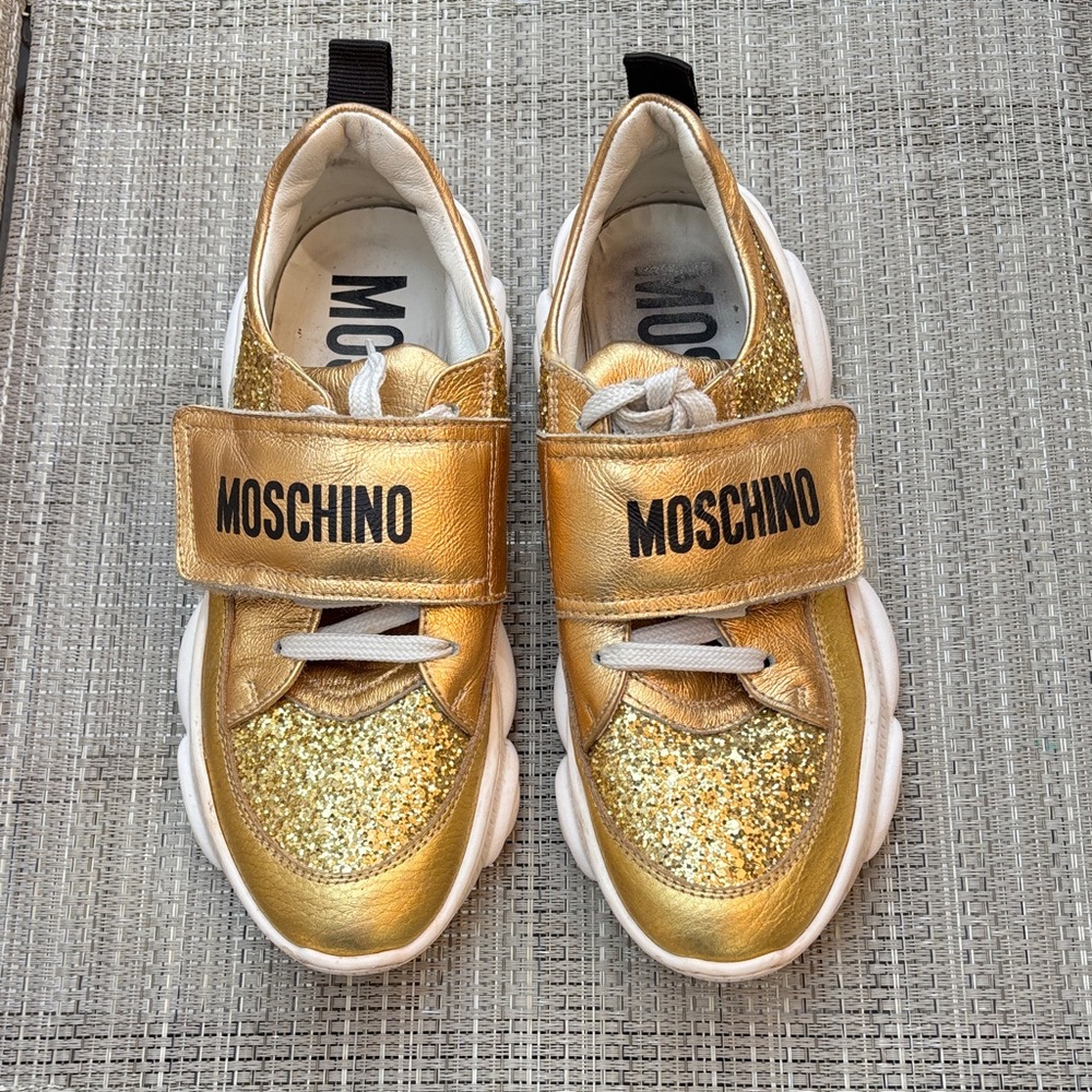 MOSCHINO ITALY LADIES GOLD GLITTER SNEAKERS/8